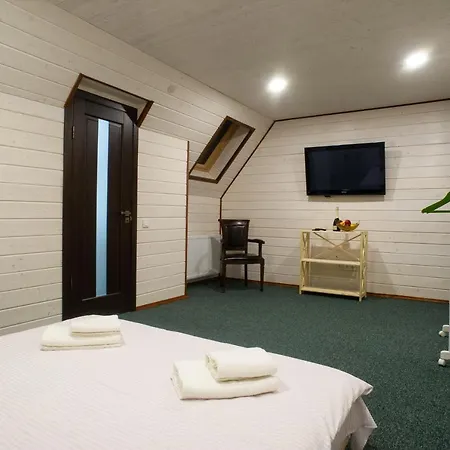 Galushko * Mykulychyn